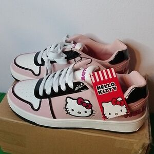 Womens "Hello Kitty" Tennis Shoes